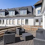 Sophie Stecker Apartment