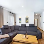 Apartment Sophie Stecker
