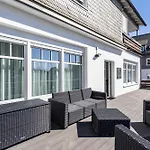 Sophie Stecker Apartment